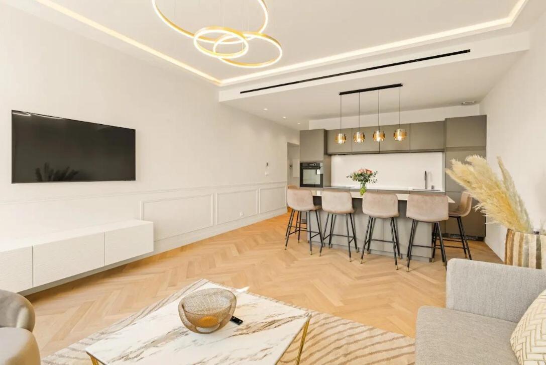 Appartement Frgk - Les Du Palais Sur La Croisette - Vue *